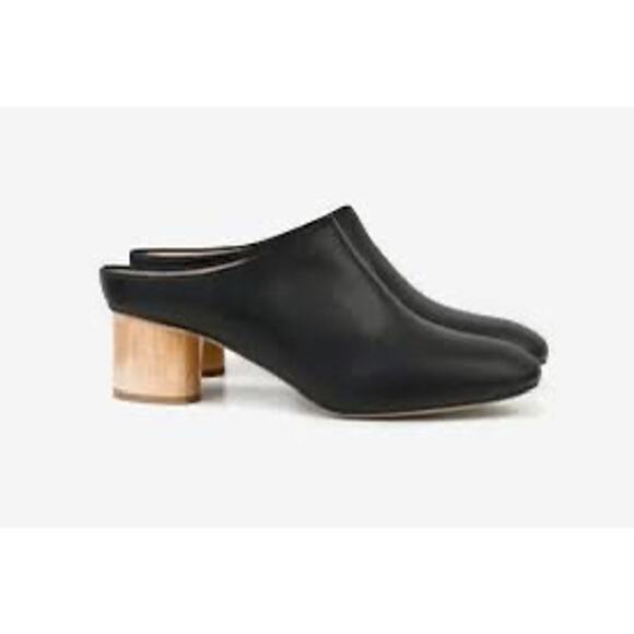 Sydney Brown Women's Black Vegan Leather Round Wood Heel Slip On Mule Size 40/9 - Picture 1 of 7